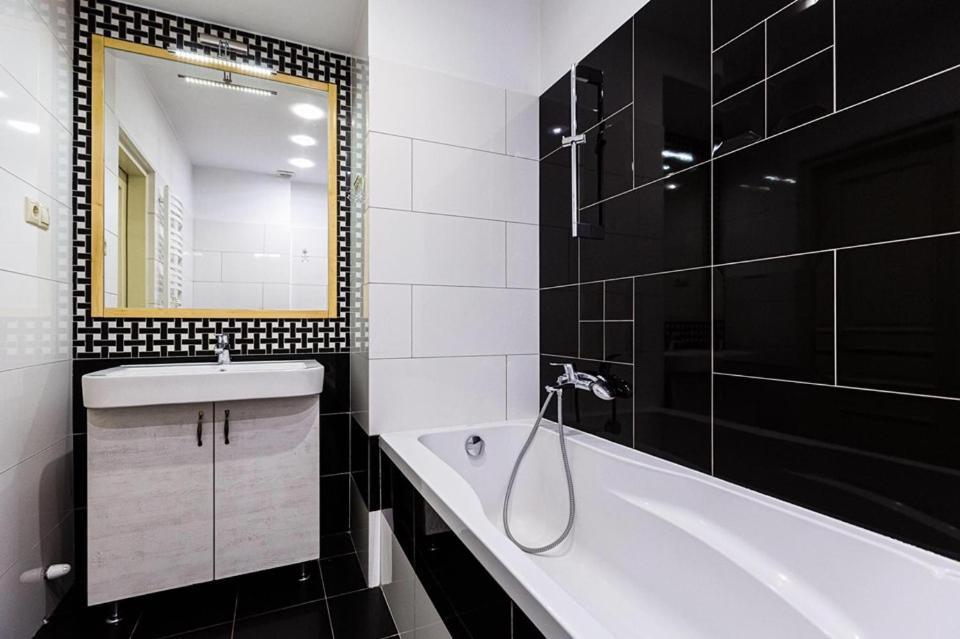 Цехова 1 Apartment Lviv Luaran gambar